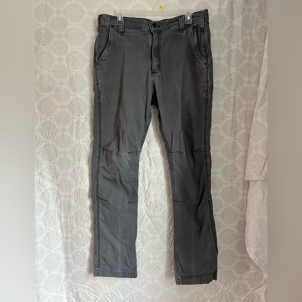 Men’s Carhartt jeans
